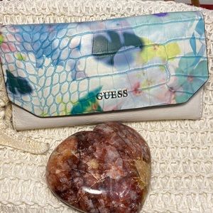 Guess wallet with beautiful pastel color scales. Like new
